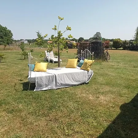 L' Art Champ Beau فندق مبيت وإفطار